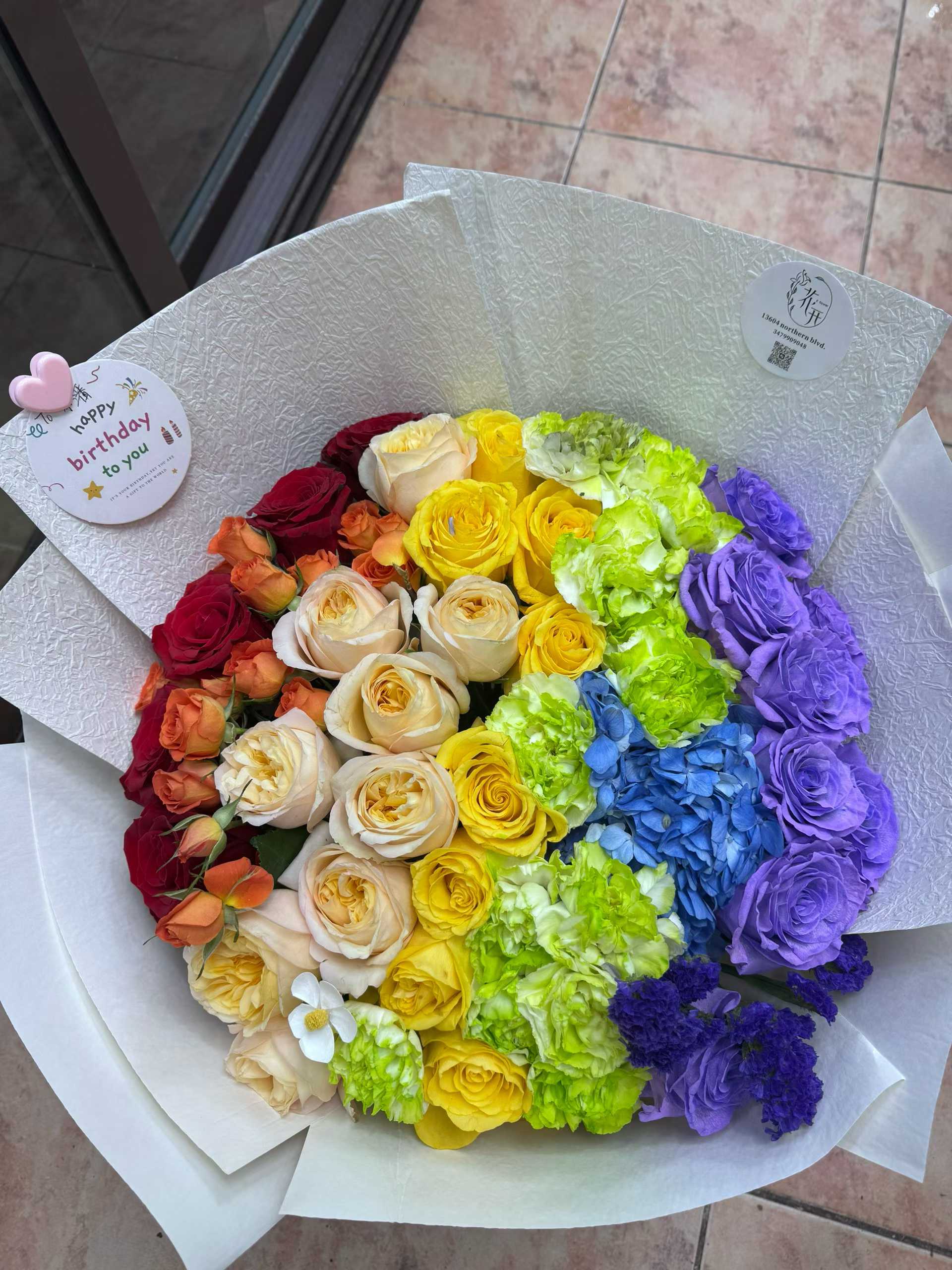 1800円花束レインボー黄アンティーク雑貨カントリー多肉植物好きさんにも 彩虹多巴胺花束– Lixin Florist 丽馨花店