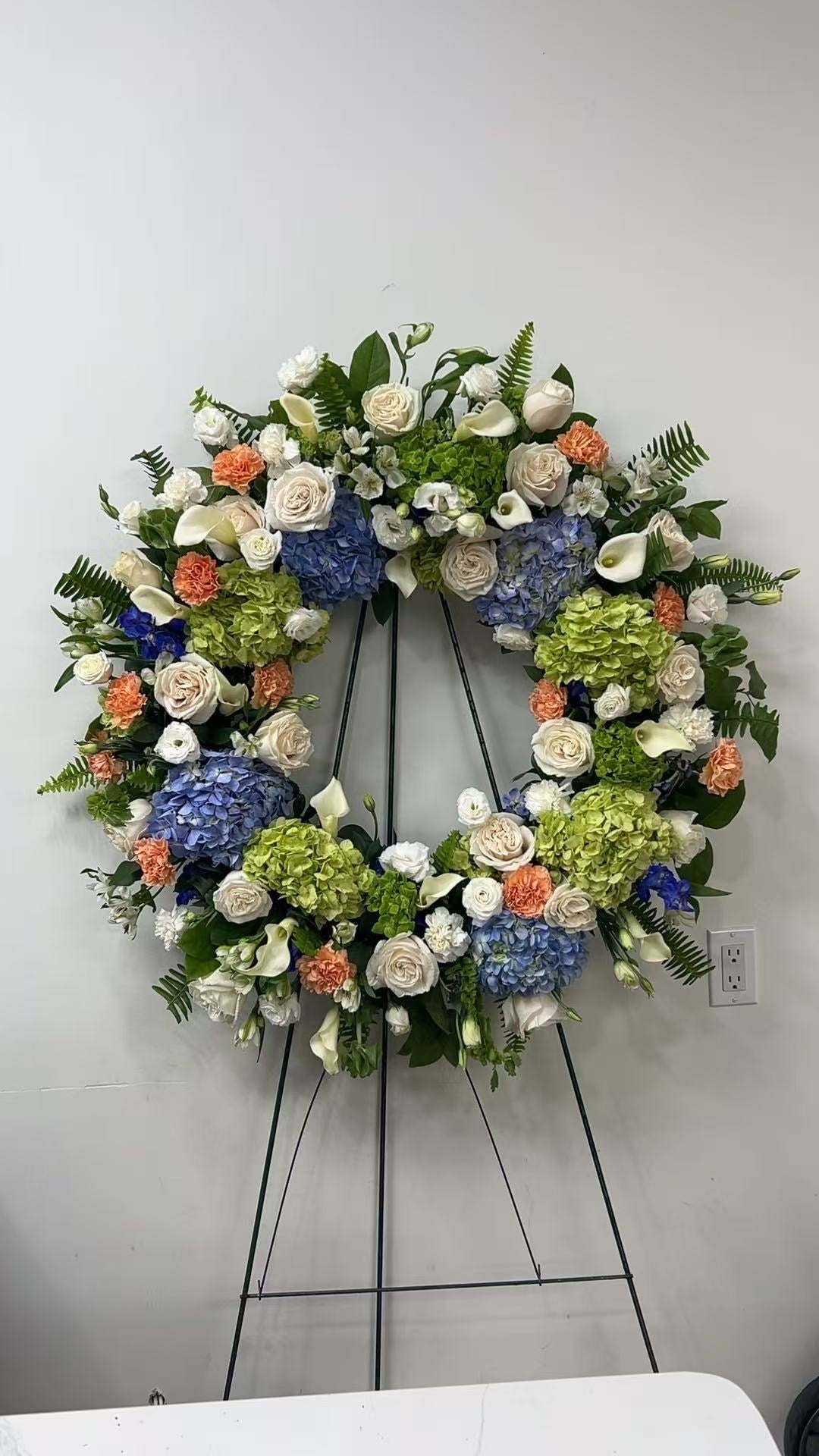 24" Golden Remembrance Wreath 201