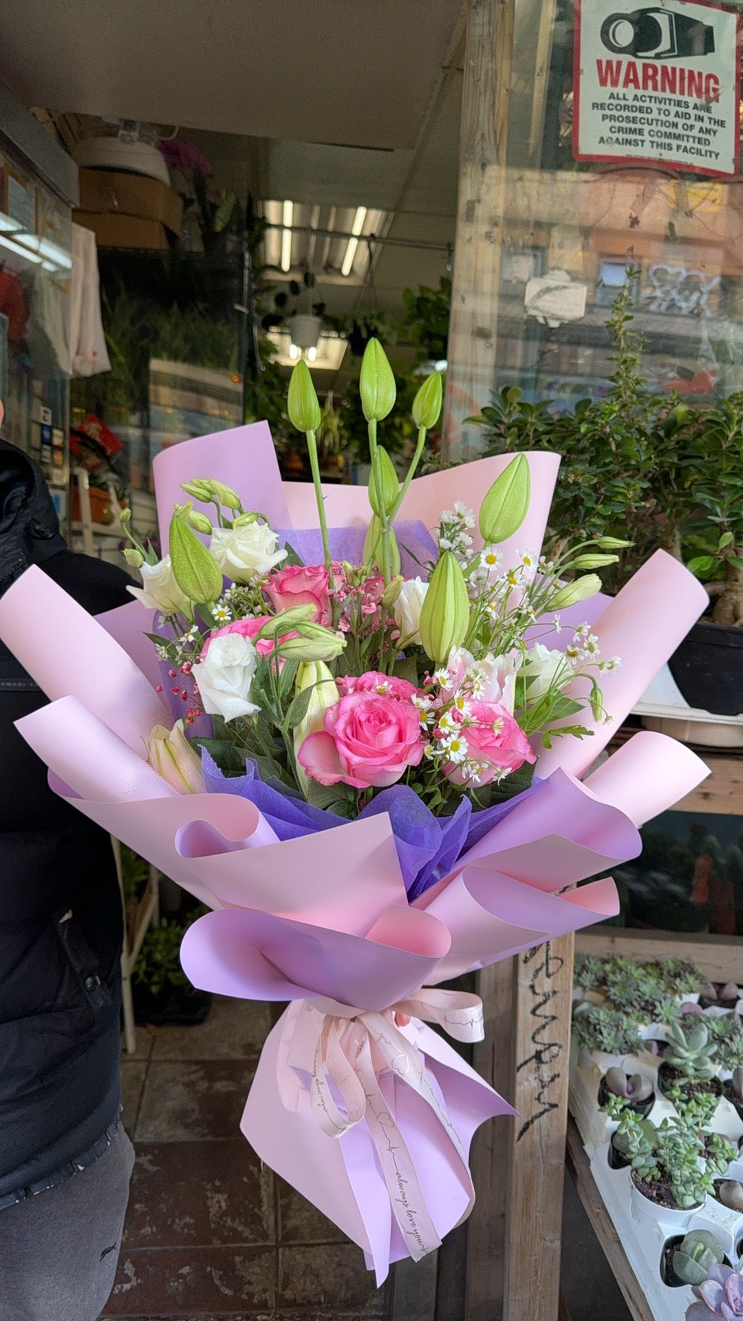88 红玫瑰12朵鲜花花束