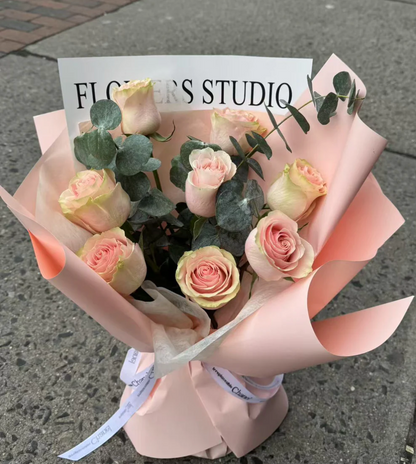 情人节粉玫瑰 Pink Rose Valentine's Bouquet Chinatown