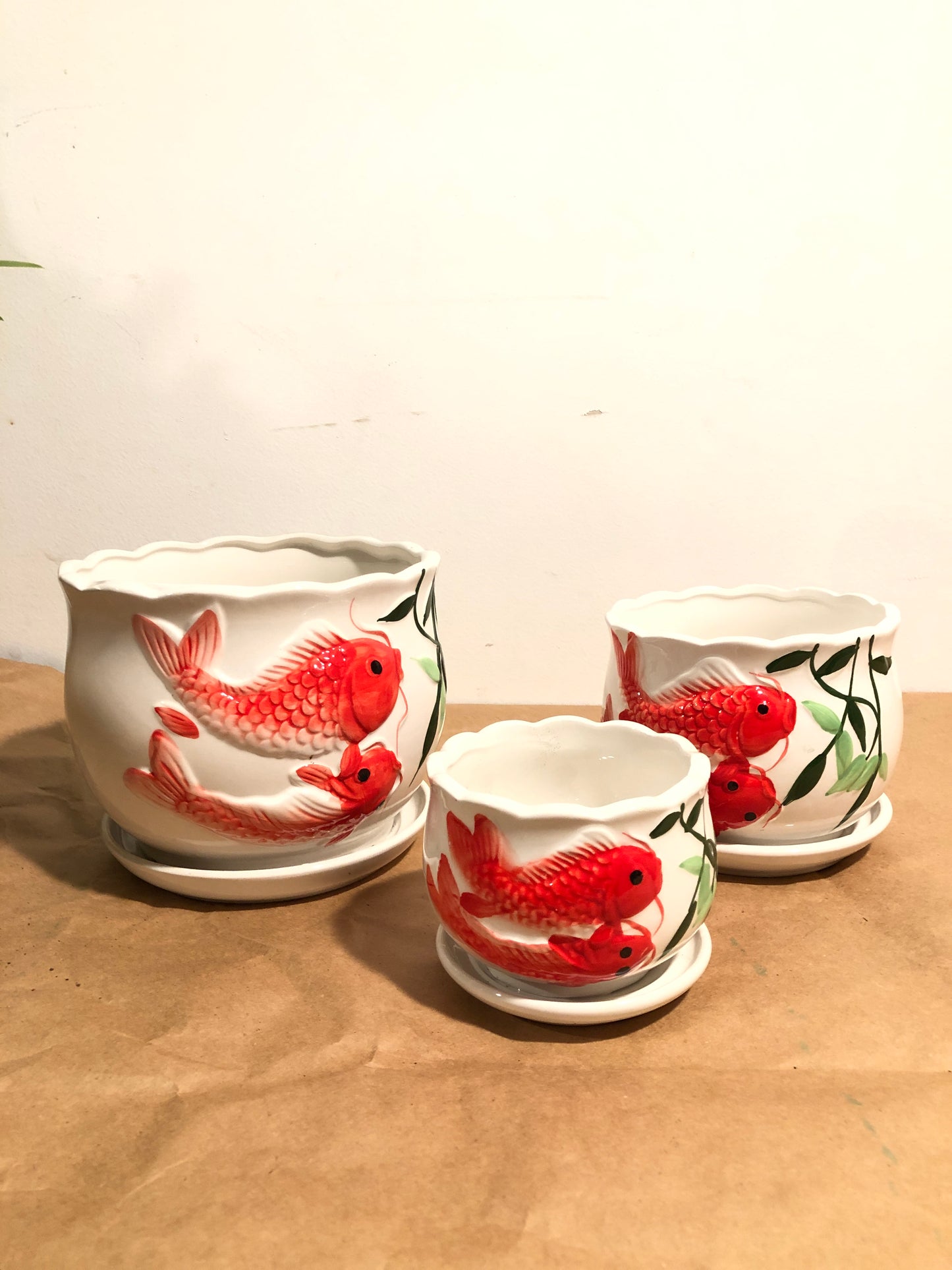 6.5" Red Fish Pots